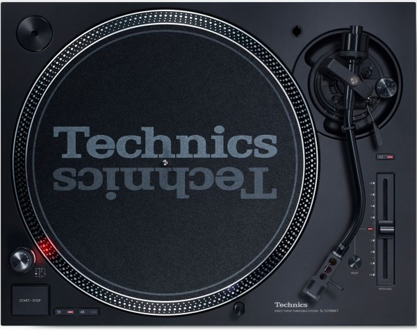 Technics_sl_1210_mk7_2.jpg