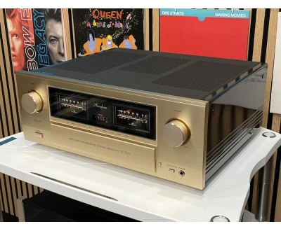 Accuphase E-700 Black Friday