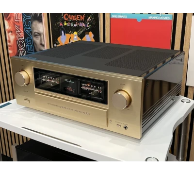Accuphase E-700 Black Friday