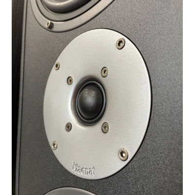 Magnat Monitor Supreme 802