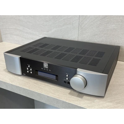 Moon 240i Black Friday