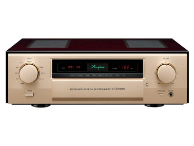 Accuphase C-3900