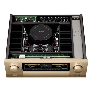 Accuphase E-4000